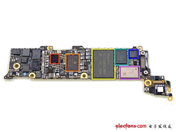 邏輯板的其他一些芯片：PMC PM8018；Hynix H2JTDG2MBR；Apple 338S1117；意法半導(dǎo)體L3G4200D